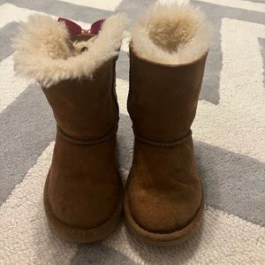 Toddler UGG tan boots with pretty pink bows